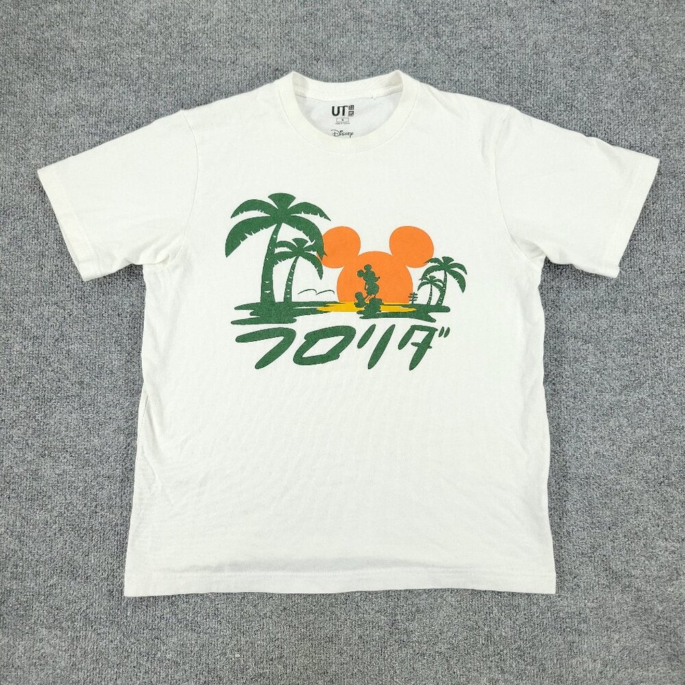 Uniqlo X Disney Shirt Men's Medium White Mickey Mouse Graphic Short Sleeve Adult